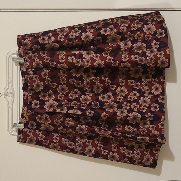 Brooks Brothers Dresses & Skirts - Brooks Brothers A Line Floral Skirt